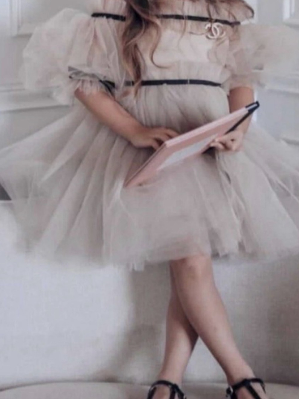 Petite Maison KidsWhite Tulle Dress with Black Ribbon Details